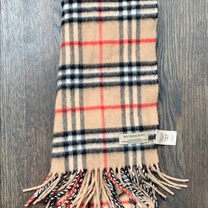 Burberry Scarf - The Classic Check - 100% Cashmere